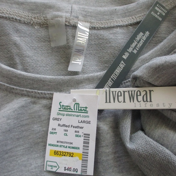 NWT - SILVERWEAR cute long sleeve grey knit top - sz L - MSRP $40.00 - Picture 2 of 3